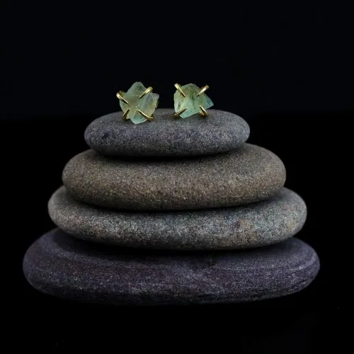 Miniatura 28 de Pendientes de tuerca de piedra preciosa cruda, idea de regalo para el día de la madre, graduación, moda de verano