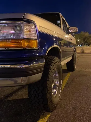 Miniatura 3 de Rago Fabrication Soportes de luz de zanja para Ford Bronco 1992-1996 de 5ª generación Par lateral del conductor y del pasajero Instalación