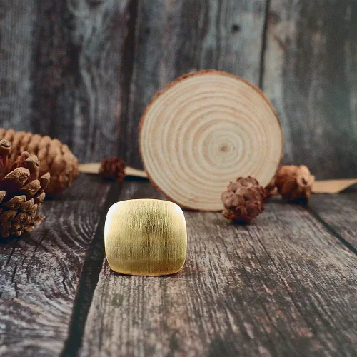 Miniatura 5 de Anillos de oro y plata para mujer, anillos gruesos chapados en oro, anillos cuadrados de metal ancho, joyería de disfraz de cóctel