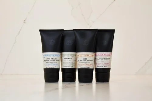 Miniatura 3 de C.O. Bigelow Crema de manos de bergamota, Iconic Collection Crema hidratante para manos con manteca de karité, aceite de aguacate y aceite de oliva