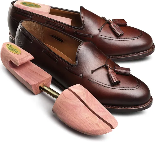 Miniatura 2 de Woodlore - Árboles de zapatos para hombre, combinación de 2 árboles aromáticos de cedro rojo (para dos pares de zapatos) fabricados en los Estados