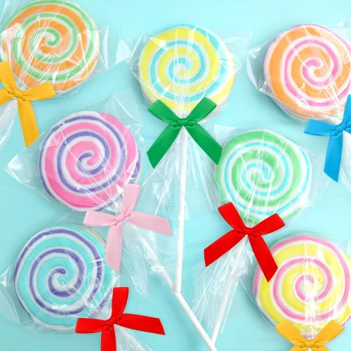 Miniatura 6 de Paquete de 50 lazos giratorios para bolsas de golosinas, lazos pequeños para manualidades, lazos multicolor de Navidad para envolver regalos, mini