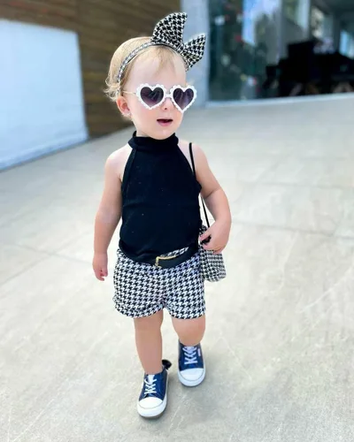 Miniatura 10 de TheFound Trajes de verano para niñas pequeñas, sin mangas, de punto acanalado, halter, pantalones cortos, ropa para recién nacidos, conjunto de 3