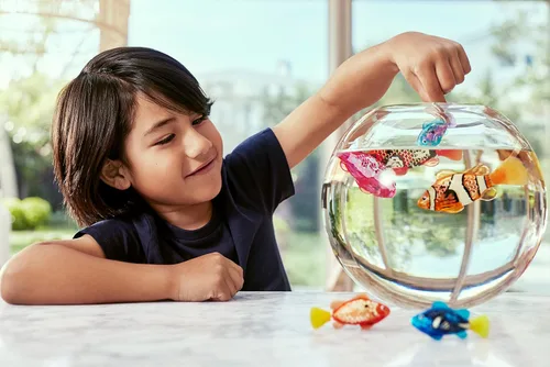 Miniatura 7 de Robo Alive Robo Fish, peces robóticos de natación (Azul + Rojo) de ZURU, activados por agua, cambian de color, vienen con baterías, Exclusivo