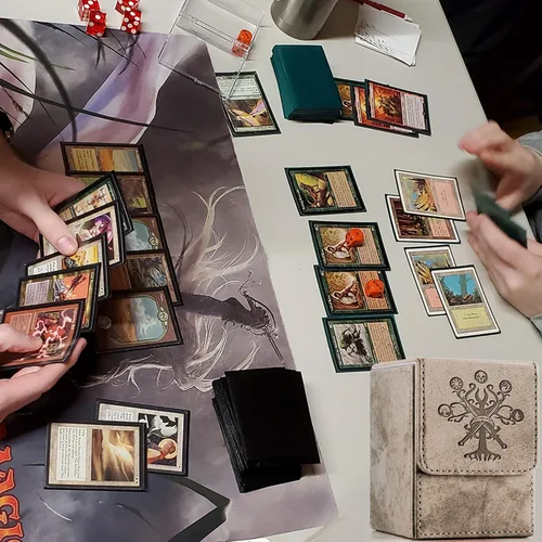Miniatura 6 de PROMAXIBINDER Caja para Mazos de Cartas MTG, Caja para Mazos Commander que Cabe Más de 100 Cartas con Fundas Individuales, Almacenamiento para A-Mud