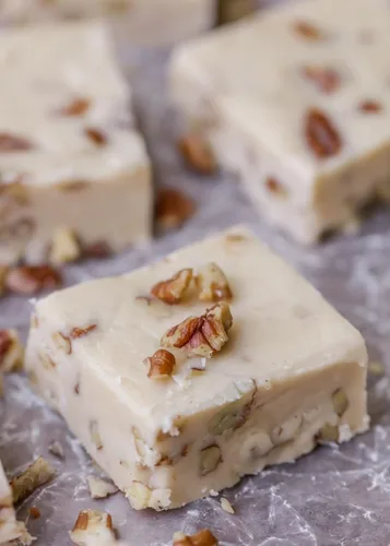 Miniatura 3 de Nuts To You Smooth and Creamy Butter Pecan Kettle Fudge Dulce gourmet fresco Dulce artesanal decadente y delicioso