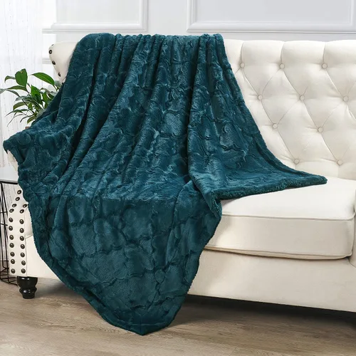 Miniatura 7 de BOON Brushed cobija de piel sintética con refuerzo de sherpa, 50 x 60 pulgadas y 60 x 80 pulgadas, Poliéster & Mezcla de poliéster, Dark Teal, 50" x