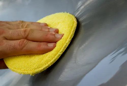 Miniatura 3 de Mothers Almohadilla de pulido de microfibra y almohadillas de limpieza para detalles de automóviles, 5 pulgadas de diámetro, amarillo, paquete de 6