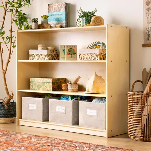 Guidecraft EdQ - Almacenamiento abierto de tres estantes naturales con 3 contenedores de tela: estanterías de madera para niños y organizador de