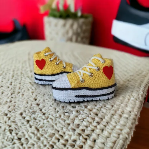 Miniatura 4 de Handmade Yellow Crochet Baby Sneakers Booties, Unique Gender-Neutral Newborn Socks, Customizable Baby Shower Gift, Custom Baby Gifts, Baby Girl/Boy