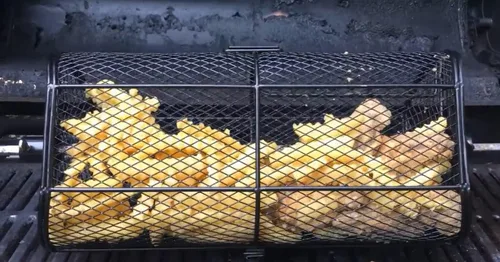 Miniatura 5 de only fire Accesorio universal para asador, parrilla de teflón, cesta de papas fritas que se adapta a cualquier parrilla de gas u otras parrillas