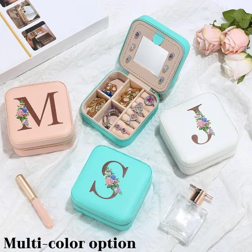 Miniatura 6 de Yesteel Joyero con inicial, organizador de joyas, cajas de joyería para viajes, mejores amigas, regalos de cumpleaños para mujeres, regalos