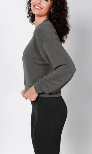 Miniatura 3 de ODODOS Sudaderas cortas de manga larga suaves de modal para mujer, de gran tamaño, cuello redondo
