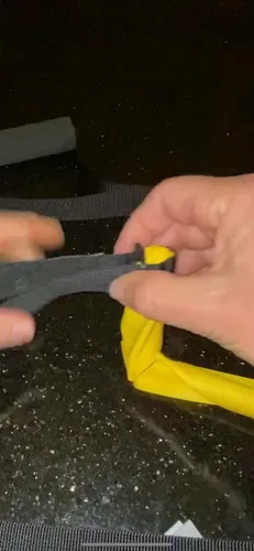 Miniatura 4 de Therapist's Choice® Anclaje de puerta con hebilla para fijar bandas de resistencia y tubos