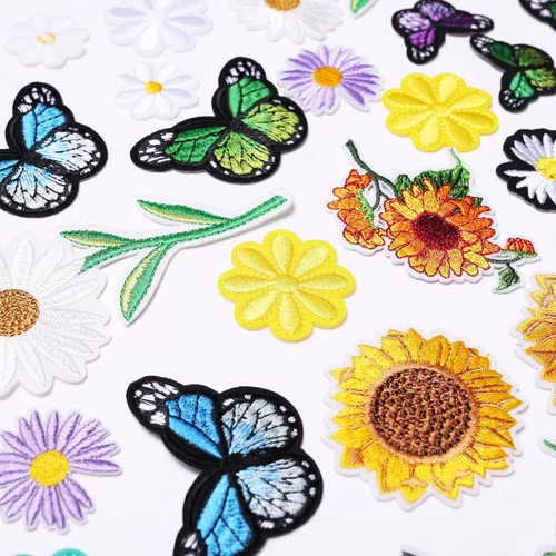 Miniatura 4 de AXEN 42 parches para planchar de mariposas y flores, parches con temática de flores, apliques bordados para ropa, chaquetas, sombreros, mochilas, Un