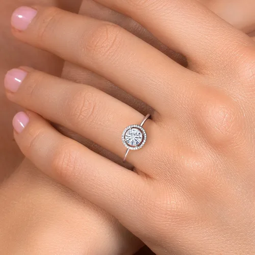 Miniatura 50 de Gem Stone King Anillo de compromiso de boda de oro blanco de 10 quilates con piedra natal y halo de diamantes Redondo de 0.236 in Anillo de oro