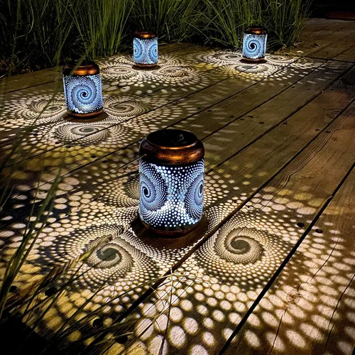 Miniatura 7 de Linternas solares para colgar al aire libre, linterna LED impermeable de metal con energía solar, decoración de patio, linterna con asa, idea
