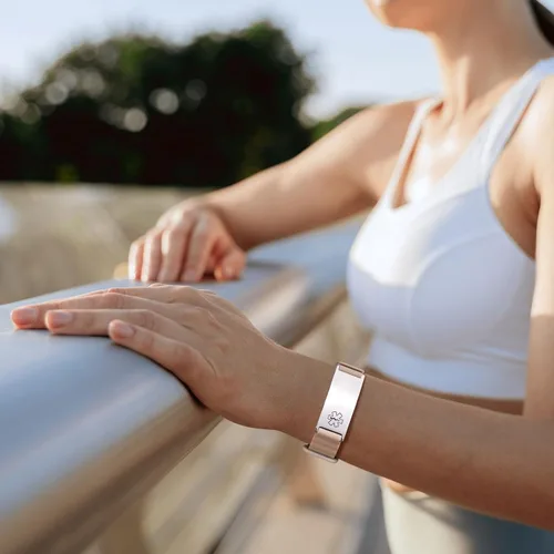 Miniatura 3 de Cómoda pulsera de identificación médica para hombres y mujeres, correa de silicona grabada personalizada, ajuste cómodo, pulseras de alerta médica