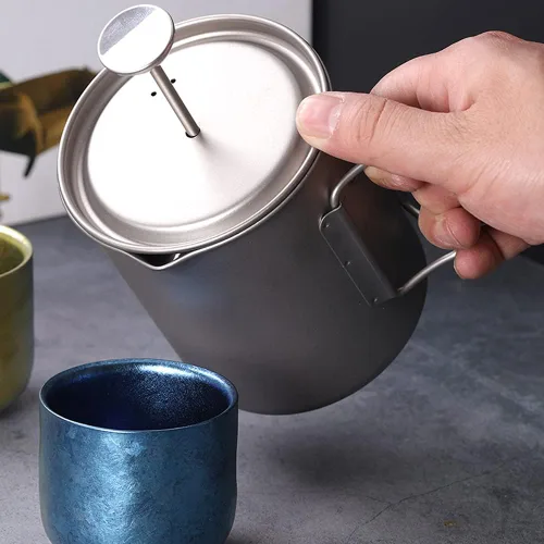 Miniatura 7 de LIXADA Cafetera de prensa francesa de titanio, 25.4 fl oz, resistente a la corrosión, mango plegable, olla de cocina para acampar al aire libre
