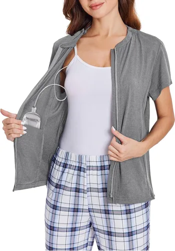 Miniatura 15 de Deyeek Camisas de mastectomía con bolsillos de drenaje Tops post cirugía de hombro para mujeres con puerto de quimio manga corta con cremalleras