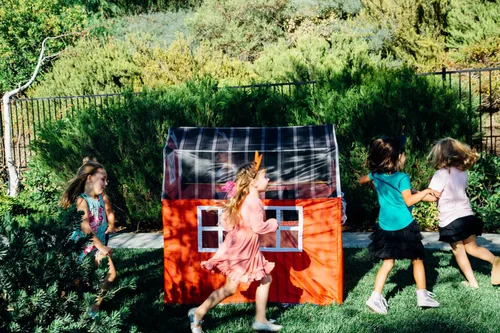 Miniatura 10 de Pacific Play Tents 60810 Barnyard Playhouse Carpa, 48 x 38 x 48 pulgadas, Multi
