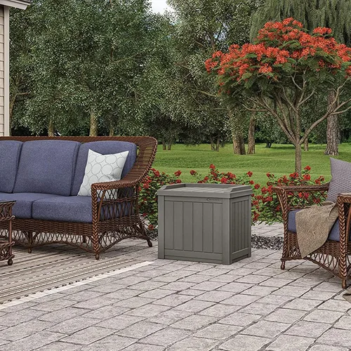 Miniatura 5 de Suncast Paquete de 2 cajas de almacenamiento pequeñas de 22 galones para interiores o exteriores, con atractivo asiento de banco y tapa reforzada