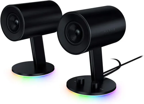 Razer Nommo Chroma: Controladores de fibra de vidrio tejida personalizada de 3" - Puertos de graves orientados hacia atrás - Perilla de graves con