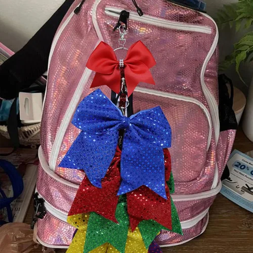 Miniatura 5 de OAOLEER Soporte para lazo de animadora para mochila de animadora, cadena colgante de almacenamiento de arco de animadora deportiva, 5 cierres