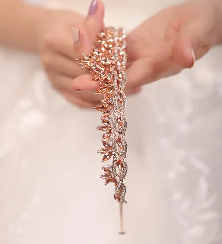 Miniatura 4 de JWICOS Corona de bodas con cristales rojos para mujeres, tiara para novias y damas de honor, accesorio para el cabello para fiesta de soltero