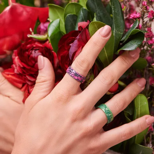 Miniatura 5 de Enso Rings Anillos de silicona florales grabados, diseño cómodo y flexible, colección de primavera