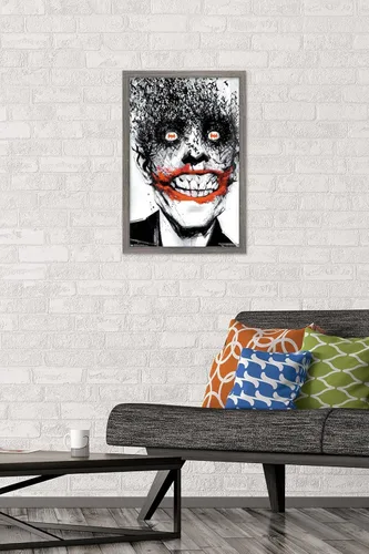 Miniatura 2 de Trends International DC Comics - Póster de pared de The Joker - Murciélagos, 14.725 x 22.375 pulgadas, versión enmarcada de madera de granero
