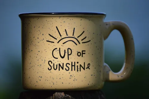 Miniatura 2 de Cup Of Sunshine - Taza de café de cerámica para fogata – Taza de regalo de fogata para campista feliz – Mochilero al aire libre Mountain Camper