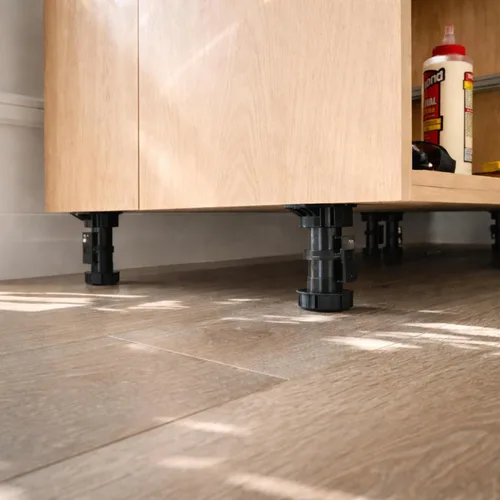 Miniatura 2 de Berta Paquete de 4, patas niveladoras de gabinete, capacidad de 330 libras, ajuste de pierna de 3 1/7 pulgadas a 4 3/10 pulgadas (3.150-4.331 in)