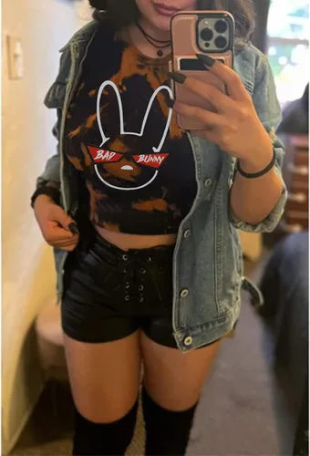 Miniatura 5 de Bad Bunny - Camiseta de manga corta para mujer diseño de conejo teñido anudado con estampado de conejito de Pascua