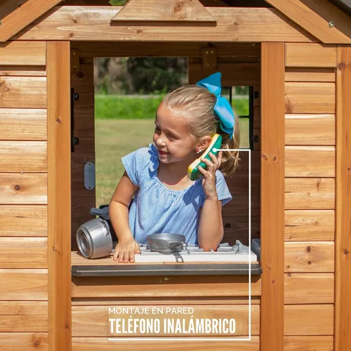 Miniatura 8 de Backyard Discovery Sweetwater Casa de juegos de madera de cedro para niños con cocina de juguete, barra de aperitivos, puerta media, teléfono