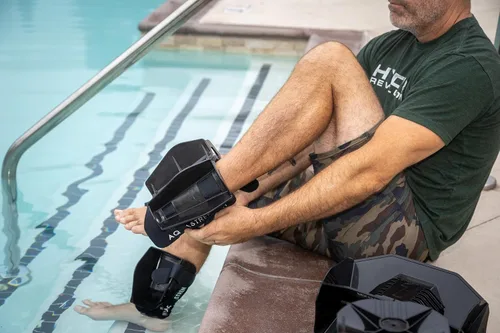Miniatura 4 de Aquastrength Aletas de resistencia acuática Aumenta el arrastre para fuerza y tonificación Pesas de piernas de agua para piscina Guía