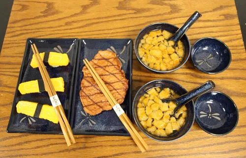 Miniatura 7 de Ebros Gift Juego de 10 platos japoneses de porcelana azul Tombo Dragonfly para sushi para 2 personas, pares de platos de sushi, cuencos de sopa
