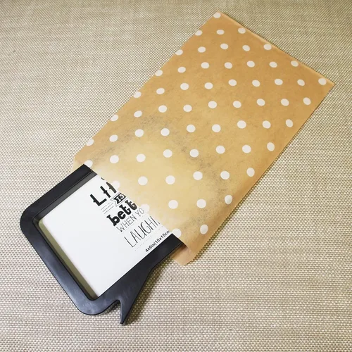 Miniatura 8 de CuteBox Bolsas de regalo de papel plano blanco con lunares (6 x 9 pulgadas) para mercancía, manualidades, recuerdos de fiesta, venta al por menor