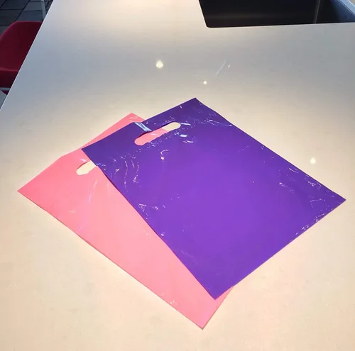 Nuevo: extra gruesas de 1.5 mil – 50 bolsas de mercancía brillantes, bolsas de compras al por menor, 9 x 12 pulgadas con mango plegable reforzado de