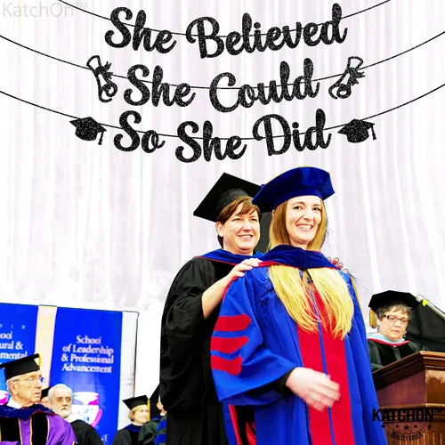 Miniatura 3 de KatchOn, Cartel de She Believed She Could So She Did: purpurina de 10 pies, sin bricolaje Cartel de felicitación para decoración de fiesta