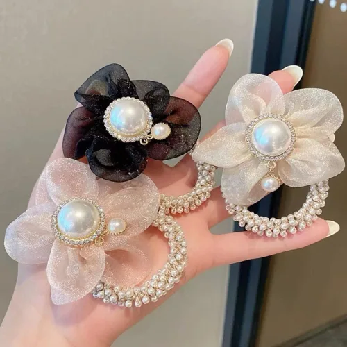 Miniatura 6 de LOVEF Banda elástica de pelo de perlas de flores de moda, accesorio para cola de caballo para damas, mujeres y niñas, juego de 4