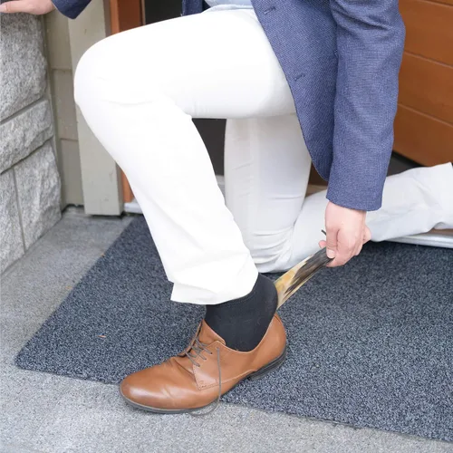 Miniatura 7 de Lucky Franc's Cuerno de zapato de cuerno real. Cuerno de zapato de vestir para hombres. Calzador de cuerno de lujo hecho a mano para uso en el hogar