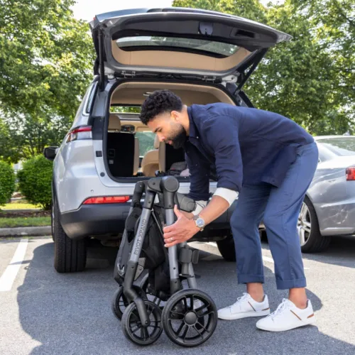 Miniatura 14 de Sistema de transporte modular Evenflo Pivot Xpand con asiento de coche para bebé LiteMax (Negro Ayrshire)