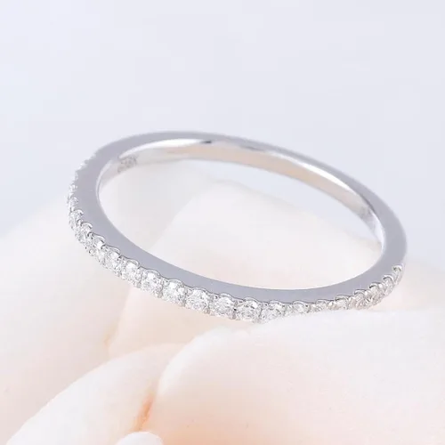 Miniatura 8 de Anillo redondo de moissanita con pavé de media eternidad para mujer, de 0.33 quilates, plata de ley 925, rodio
