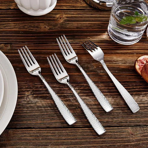 Miniatura 8 de KEAWELL Juego de 4 tenedores de ensalada martillados Louis de 7.6" de alta calidad, acero inoxidable 18/10, borde cuadrado con bordes redondeados