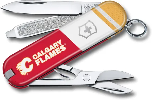 Miniatura 2 de Cuchillo del Ejército Suizo Victorinox Classic SD - Cuchillo de bolsillo compacto de 7 funciones de fabricación suiza con hoja pequeña