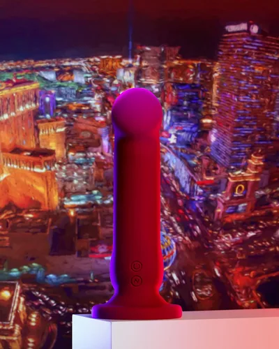 Miniatura 6 de Blush Impressions Las Vegas - Consolador vibrador pequeño de 8.25 pulgadas con ventosa - Rojo - Silicona Curvy G Spot & Anal Prostata Masajeador