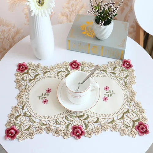 Miniatura 16 de Juego de 4 manteles individuales bordados con flores rosas, 17 x 11 pulgadas, rectangulares, clásicos, de encaje, beige, decoración del hogar