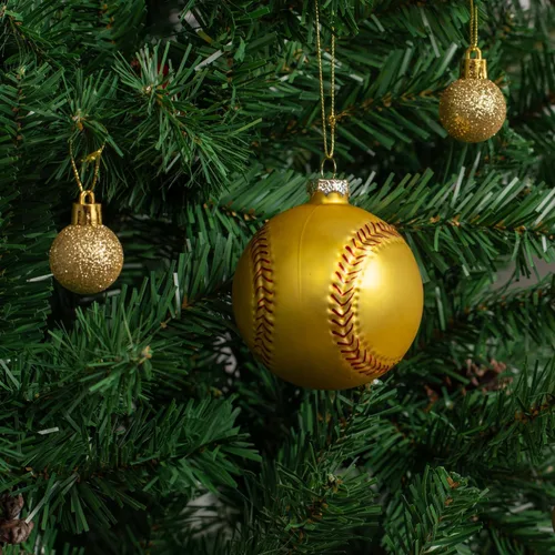Miniatura 5 de Adorno soplado de vidrio de sóftbol de Navidad de 3.15 pulgadas, mini bola deportiva pintada a mano 2025 para niños y niñas, árbol de Navidad