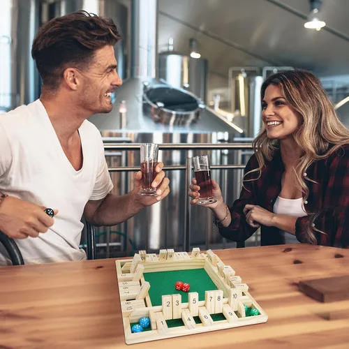 Miniatura 5 de Win Sports - Juego de dados “Shut the Box” (cierra la caja) para 4 jugadores con 10 números, tablero en madera de 4 lados para juego de mesa
